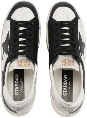 Golden Goose Stardan ''Noir Blanc Délavé avec Accents d''Étoiles'' GMF00128.F002186.10283 Lookbook Golden Goose Stardan ''Noir Blanc Délavé avec Accents d''Étoiles'' GMF00128.F002186.10283