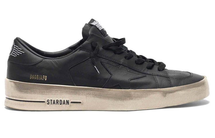 Order Golden Goose Stardan 'Distressed Black Low-Top' G35MS959.D1