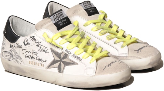 Golden Goose Super-Star 'Graffiti Hitam Putih Lusuh' GMF00101.F000300.10220 Lookbook Golden Goose Super-Star 'Graffiti Hitam Putih Lusuh' GMF00101.F000300.10220