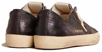 Shop Golden Goose V-Star 羊皮 圓頭繫帶 低筒 板鞋 男款 黑色
