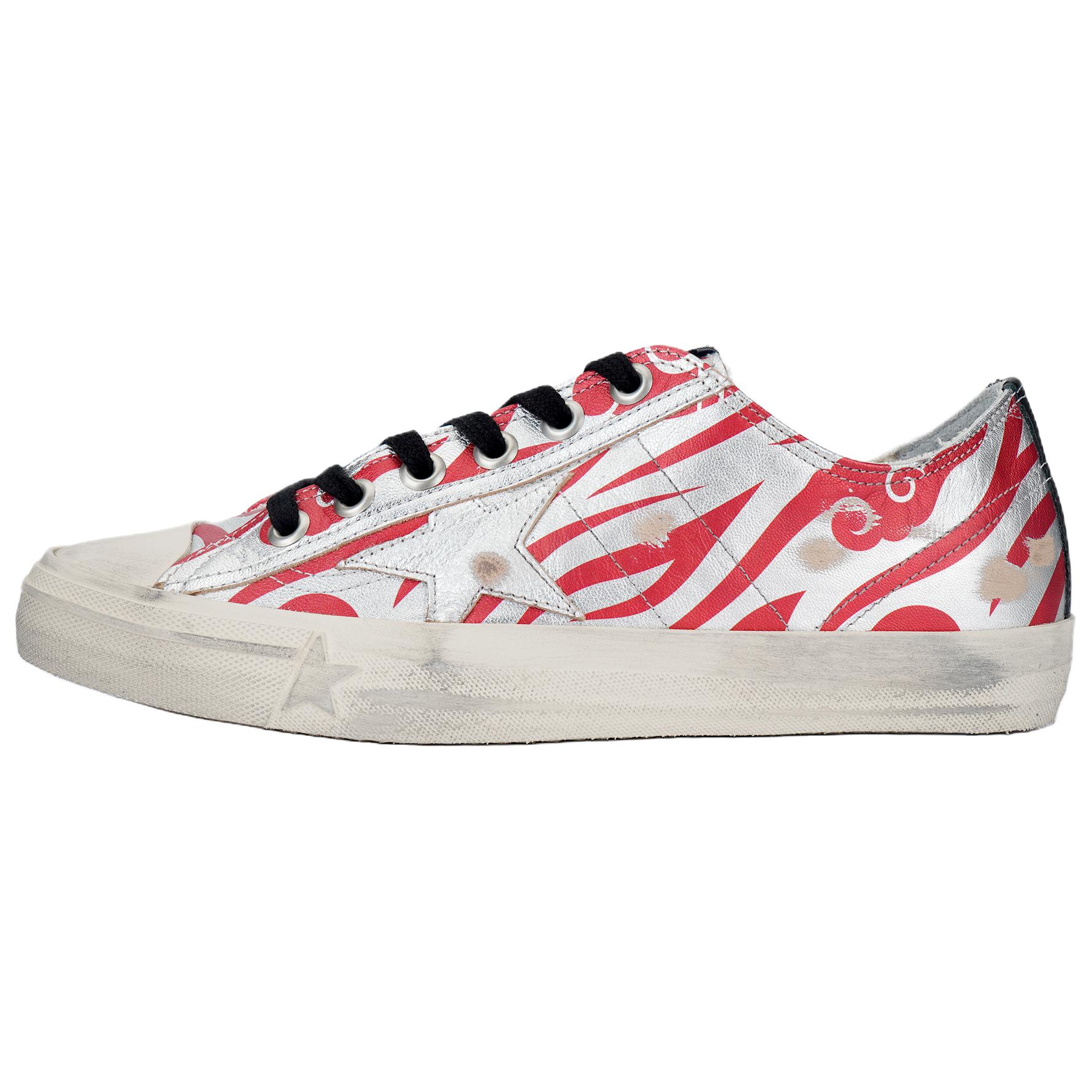 Golden Goose V-Star Red Distressed Low-Top Leather Sneakers Fashion. GMF00129.F003118.81741