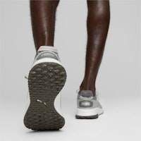 無釘高爾夫球鞋,配備融合抓地橡膠鞋底。 377527-01 Order 無釘高爾夫球鞋,配備融合抓地橡膠鞋底。 377527-01