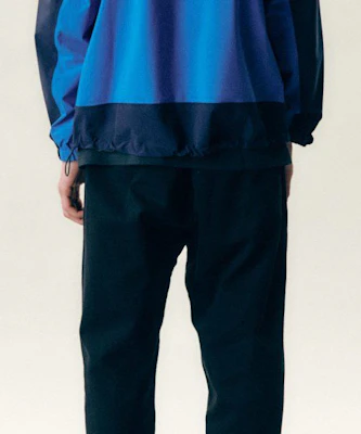 Gramicci 寬鬆錐形休閒長褲 黑色 GRA251MPT44T020 Lookbook Gramicci 寬鬆錐形休閒長褲 黑色 GRA251MPT44T020