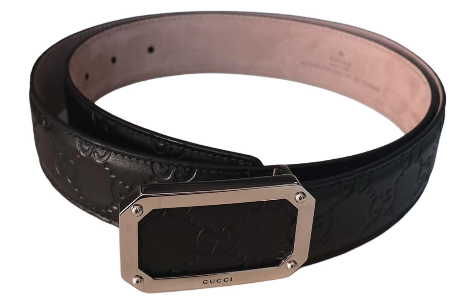 Lookbook GUCCI  Black Leather Printed Textured Belt 3.5CM Wide. 403941cwcon1000