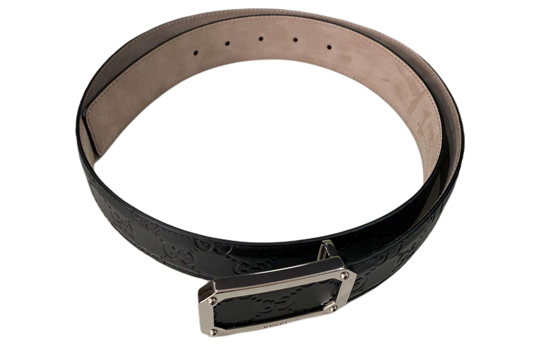 Shop GUCCI  Black Leather Printed Textured Belt 3.5CM Wide. 403941cwcon1000