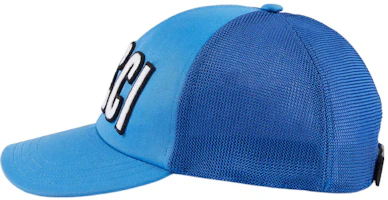 Lookbook GORRA AZUL CASUAL GUCCI CON PARCHE DE LOGO LETRA. 701324-4HAOY-4969
