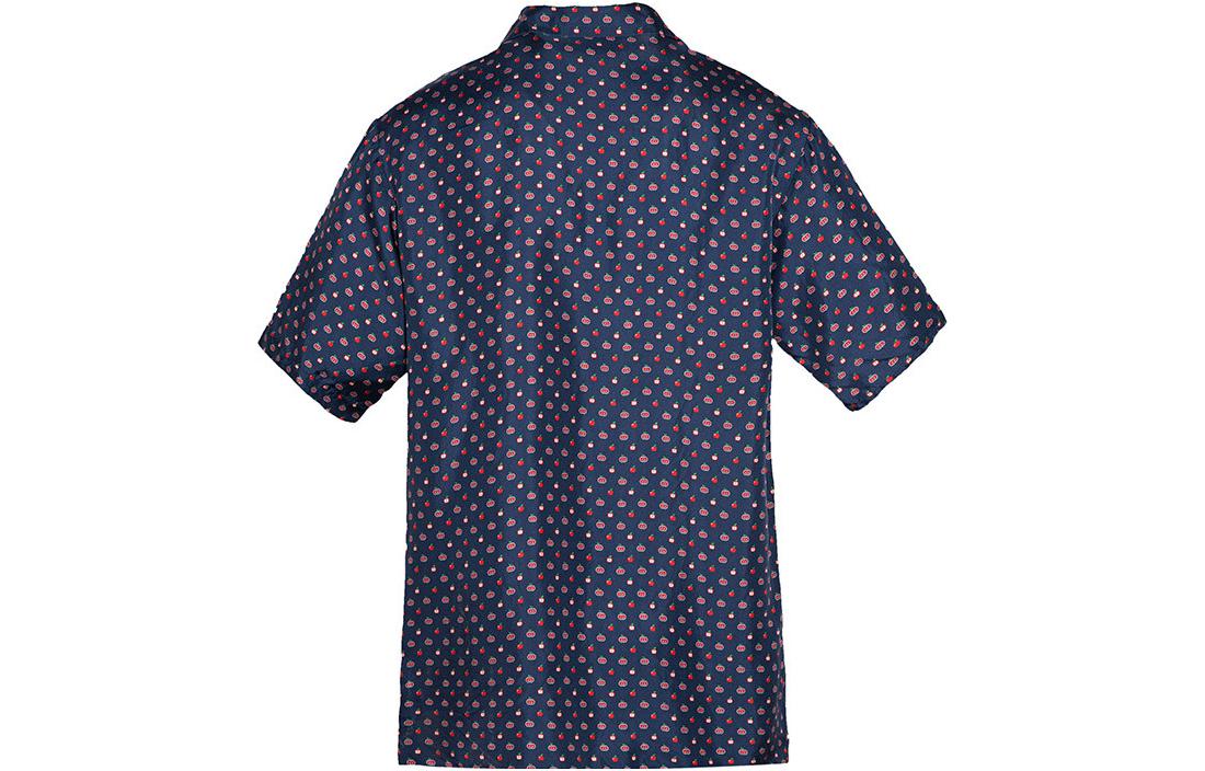 Lookbook GUCCI Kemeja Sunscreen Lengan Pendek Sutra Double G Motif Apel - Biru 630954-ZAE5P-4229