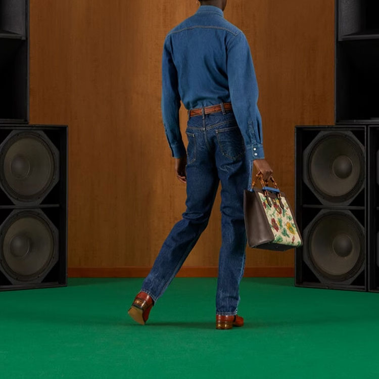 GUCCI  FW22 Embroidered Strawberry Denim Long-Sleeve Shirt Blue 655703-XDB2R-4447 圖 4