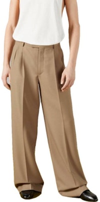Pantalones Casual GUCCI Khaki Rectos de Tiro Medio y Corte Relajado. 761563-Z798C-2708 Lookbook Pantalones Casual GUCCI Khaki Rectos de Tiro Medio y Corte Relajado. 761563-Z798C-2708