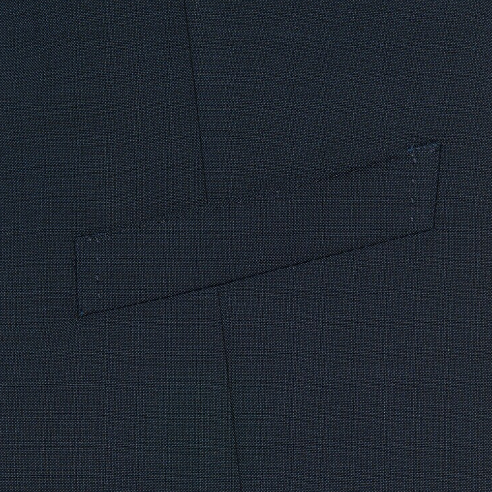 Lookbook GUCCI  Solid Single-Breasted V-Neck Vest in Deep Blue. 751394-Z596D-4146