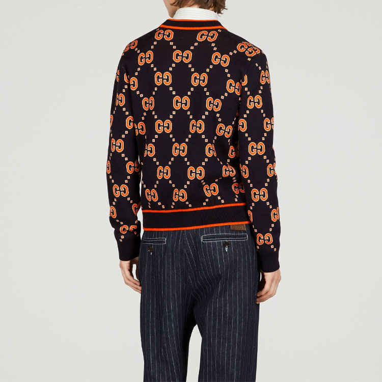 Shop GUCCI SS23 橙色V領針織衫搭配提花Logo設計 740549-XKC6C-4102