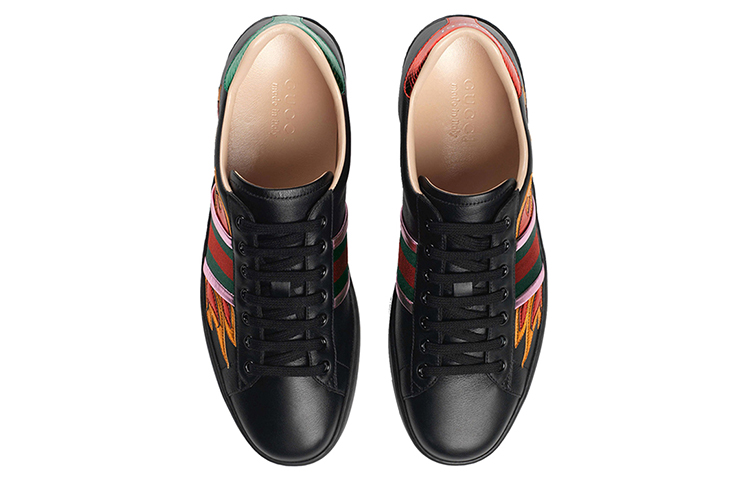 Lookbook 구찌 에이스 '블랙 플레임' 440724-A38Q0-1065