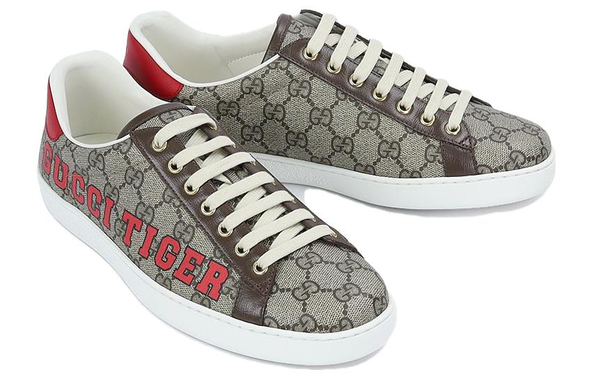 Lookbook Gucci Ace 'Parche de Tigre' 687609-UTD10-9760