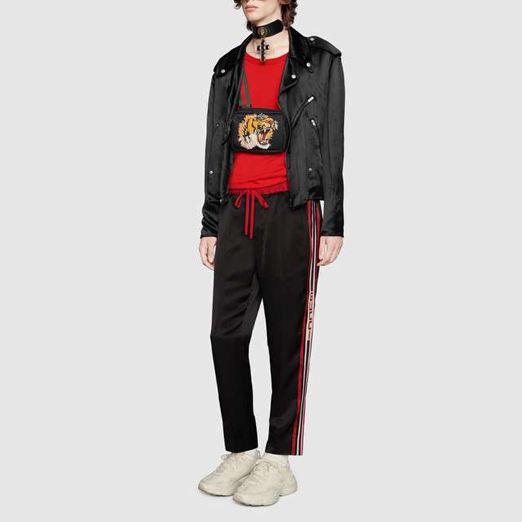 Lookbook GUCCI Pantalones de Chándal Negros de Acetato 522935-Z739C-1159