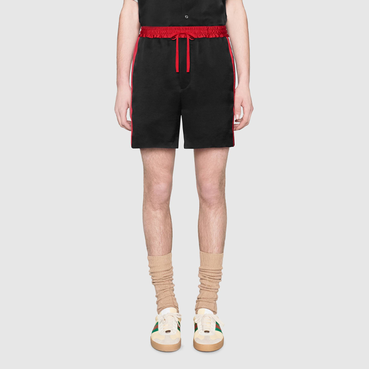 GUCCI Black Mid-Rise Logo Print Side Strap Casual Shorts for Men 522951-Z738C-1159 圖 3