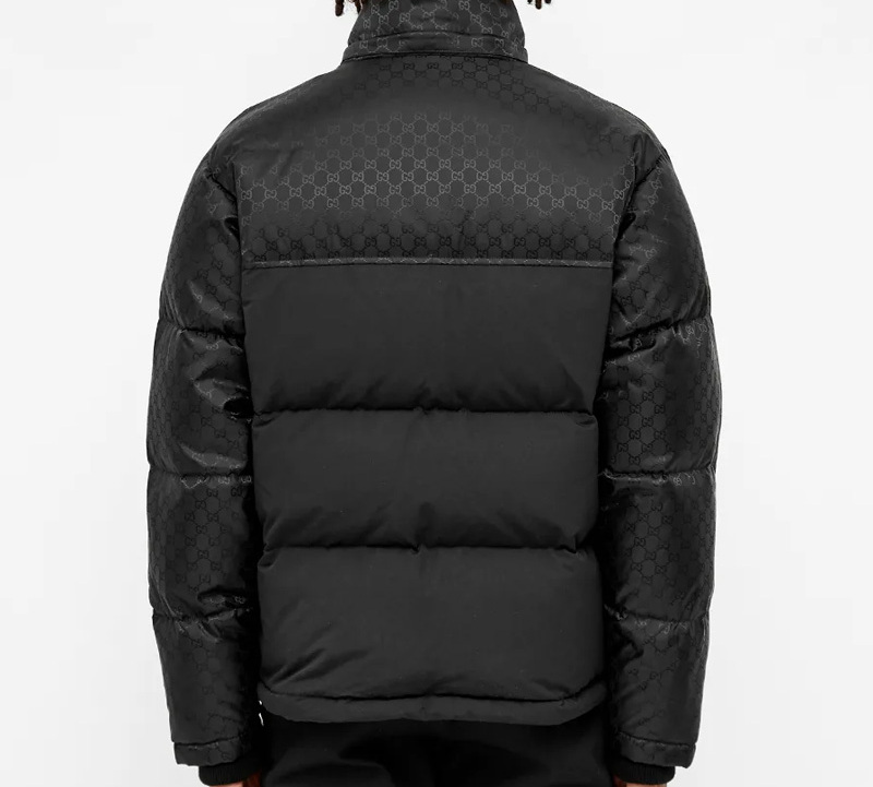 Shop GUCCI 黑色素面提花連帽羽絨外套 553281-Z4218-1000