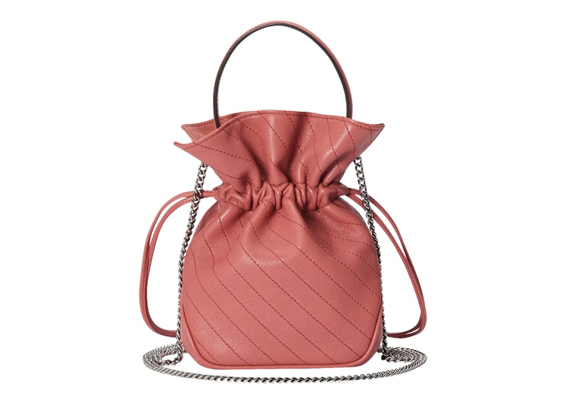 Lookbook Gucci Blondie迷你水桶包粉色