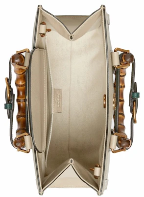 Tas Tangan Kecil Gucci Diana Beige Lookbook Tas Tangan Kecil Gucci Diana Beige