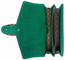 Bolso de Hombro Gucci Dionysus GG Supreme Moderno Mediano Verde Lookbook Bolso de Hombro Gucci Dionysus GG Supreme Moderno Mediano Verde