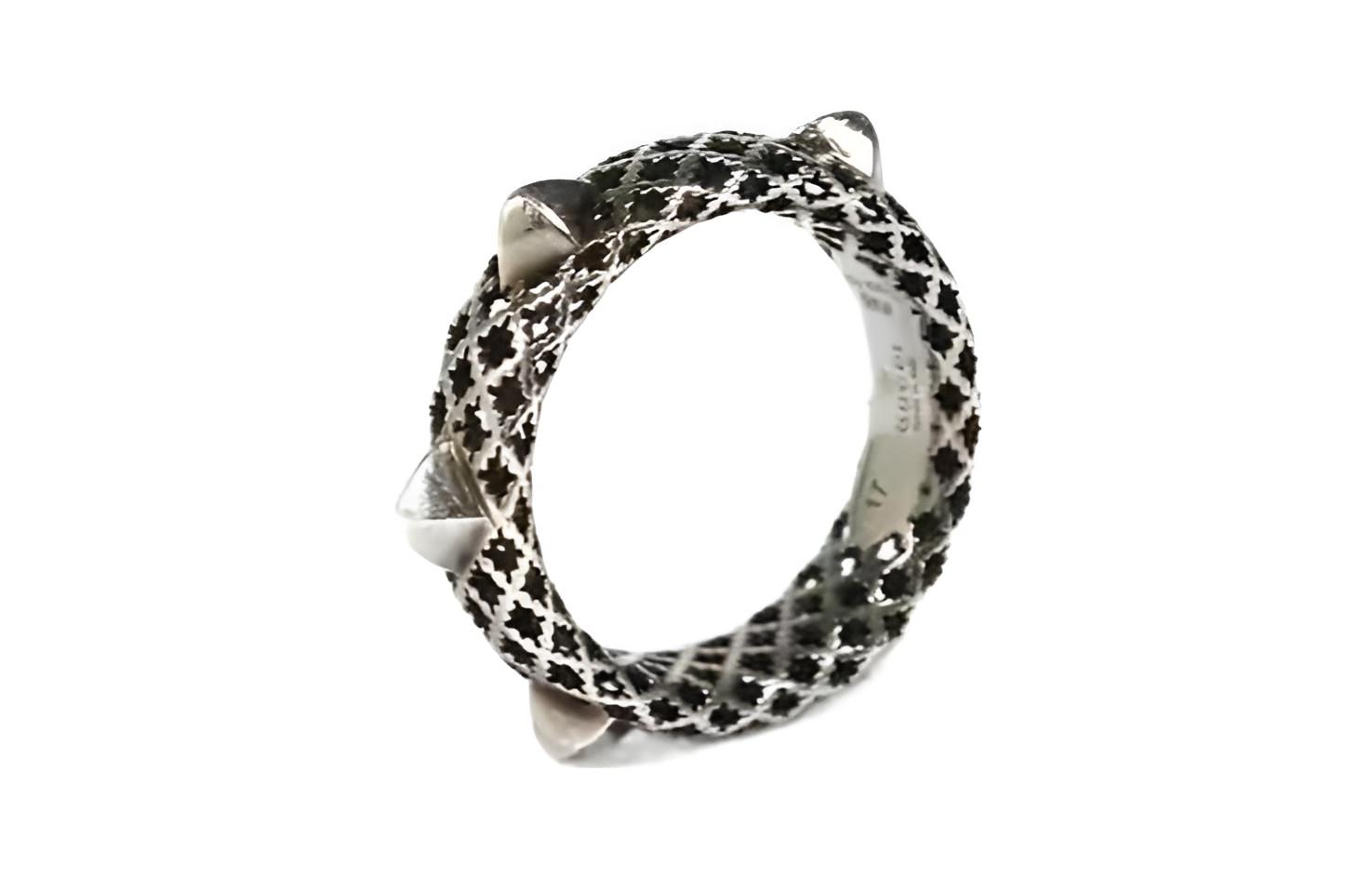 GUCCI Distressed Logo Silver Metal Ring with Studs Unisex Couple Design. 356961-J8400-0701 圖 4