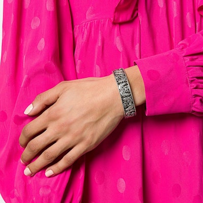 GUCCI 双G系列古银叶纹浮雕手链 男女通用 551907-J8400-0811 Shop GUCCI 双G系列古银叶纹浮雕手链 男女通用 551907-J8400-0811