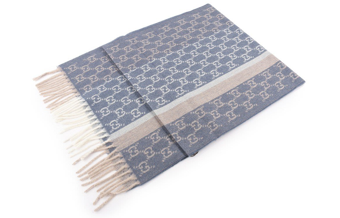 Lookbook GUCCI 時尚標誌印花編織圍巾 輕藍色男女通用款 391530-4G944-4779