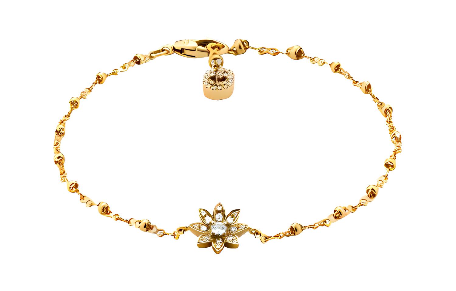 GUCCI Floral Design 18K Gold Bracelet Unisex Couple's Edition - Gold. 581817-J8540-8000
