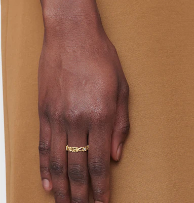 GUCCI 花卉設計18K金鑽石戒指 中性情侶款 - 金色 629827-J8540-8000 Shop GUCCI 花卉設計18K金鑽石戒指 中性情侶款 - 金色 629827-J8540-8000