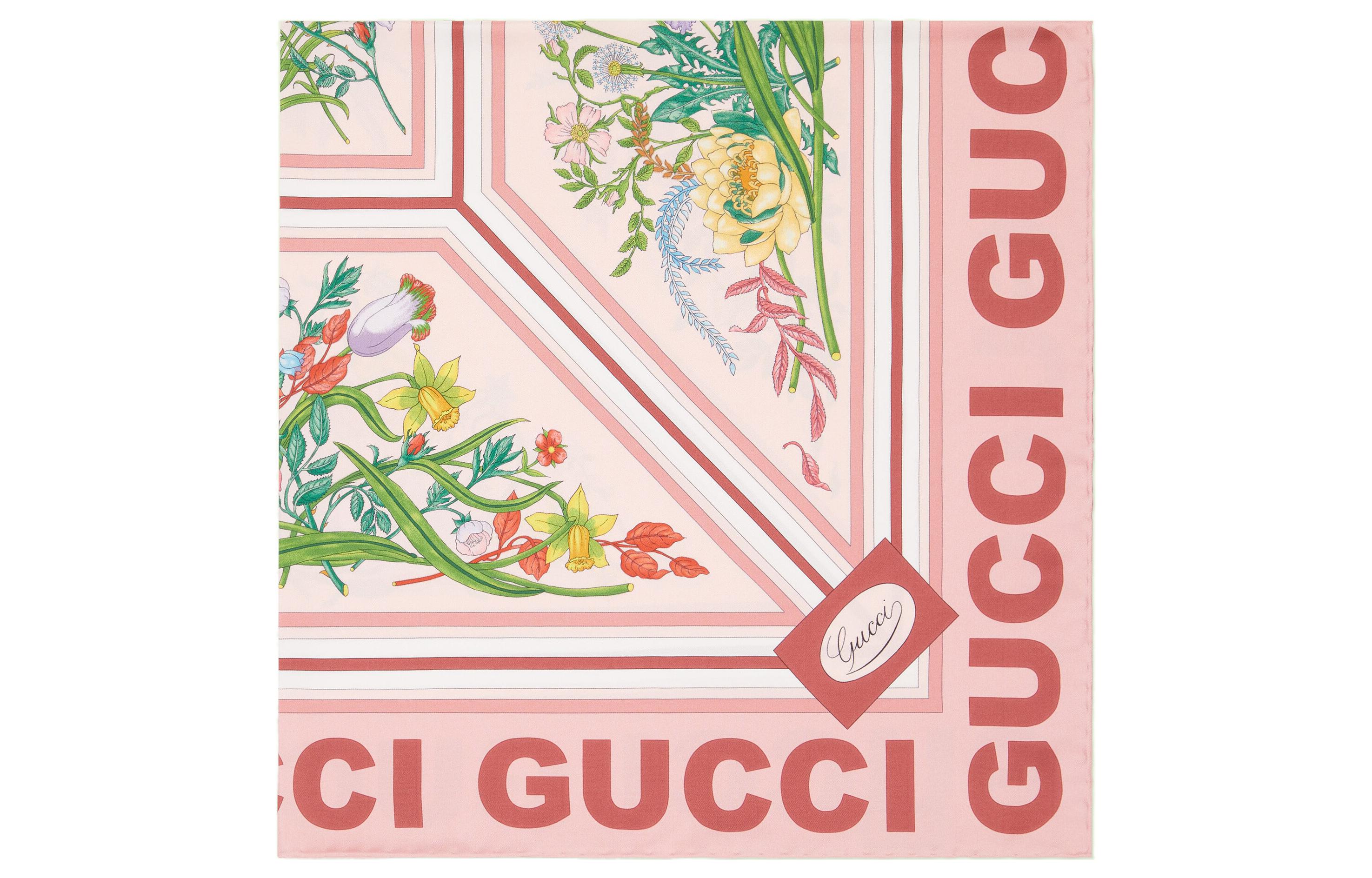 Lookbook GUCCI Pañuelo de Seda con Estampado Floral Rosa. 691455-3G001-5800