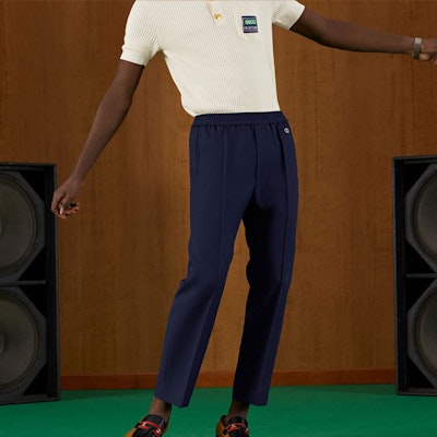 グッチ FW22 ソリッドカラー エラスティックウエスト テーパードカジュアルパンツ ブルー 690559-Z8A11-4142 Purchase グッチ FW22 ソリッドカラー エラスティックウエスト テーパードカジュアルパンツ ブルー 690559-Z8A11-4142