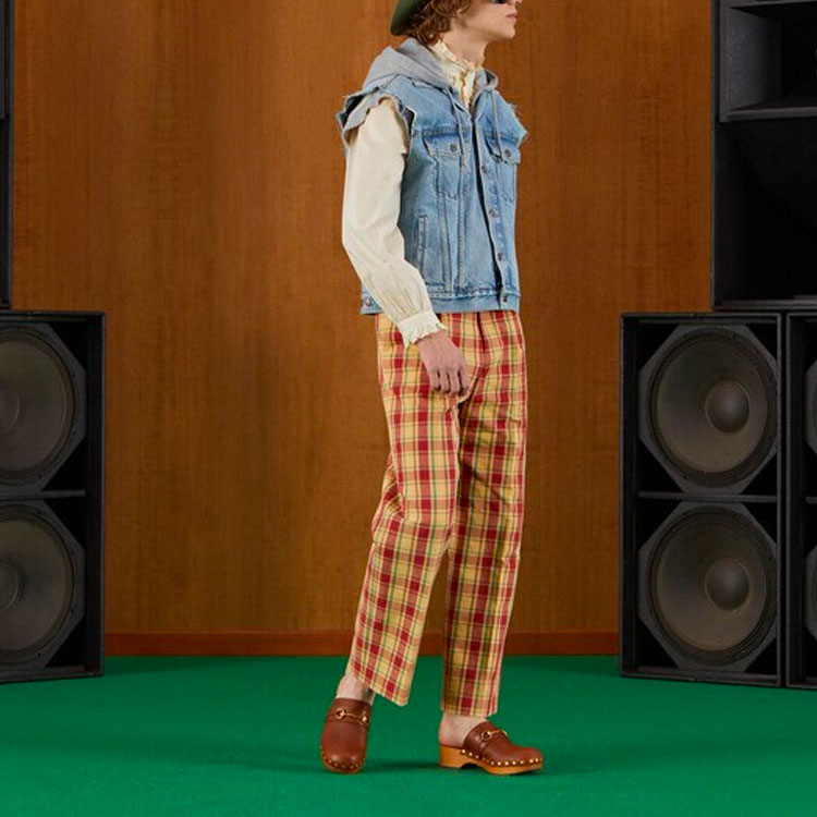 GUCCI FW22 Solid Color Hooded Single-Breasted Vest Blue . 697042-XDB0U-4452 圖 4