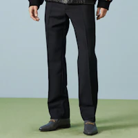 Lookbook GUCCI FW23 Black Solid Color Straight-Leg Zip Casual Pants. 730664-Z592B-1000