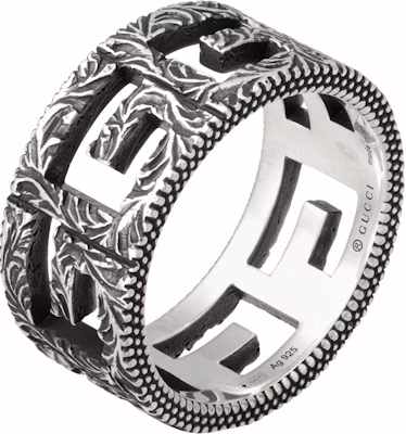 Anillo de Plata GUCCI Serie G Cube Cuadrado G 925 - Plata 551918-J8400-0811 Lookbook Anillo de Plata GUCCI Serie G Cube Cuadrado G 925 - Plata 551918-J8400-0811