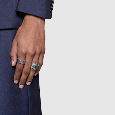 古驰花园字母925纯银男士戒指 银色 499007-08349-4401 Lookbook 古驰花园字母925纯银男士戒指 银色 499007-08349-4401