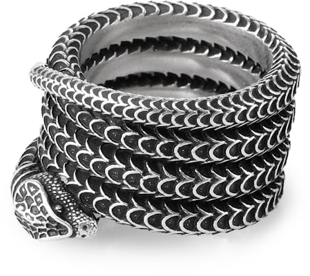 GUCCI花園系列925純銀蛇戒指 情侶飾品 男女適用款式。 577292-J8400-0811 Shop GUCCI花園系列925純銀蛇戒指 情侶飾品 男女適用款式。 577292-J8400-0811