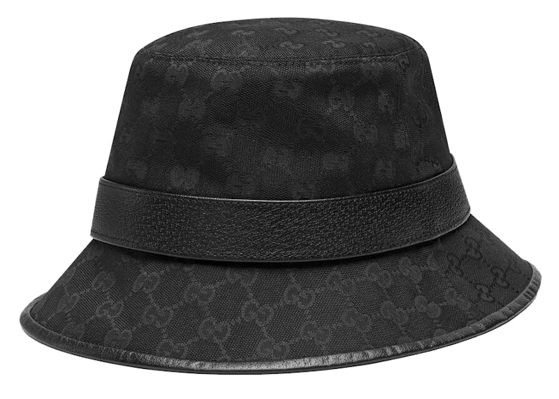 Lookbook Topi Bucket Gucci GG Canvas dengan Double G Hitam