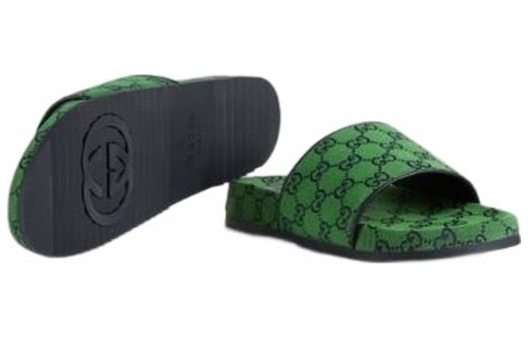 Shop グッチ GGキャンバス スライド グリーン (Gucci GGキャンバススライド 緑) 663660-9SFV0-3360