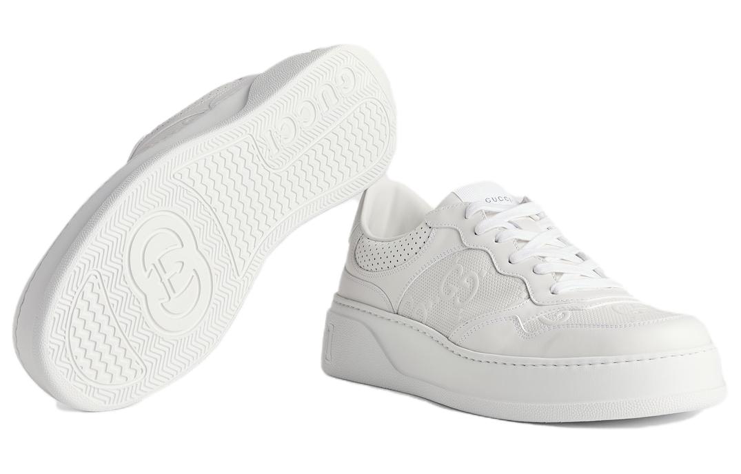 Shop Gucci GG 浮雕球鞋 '白色' 669582-1XL10-9014