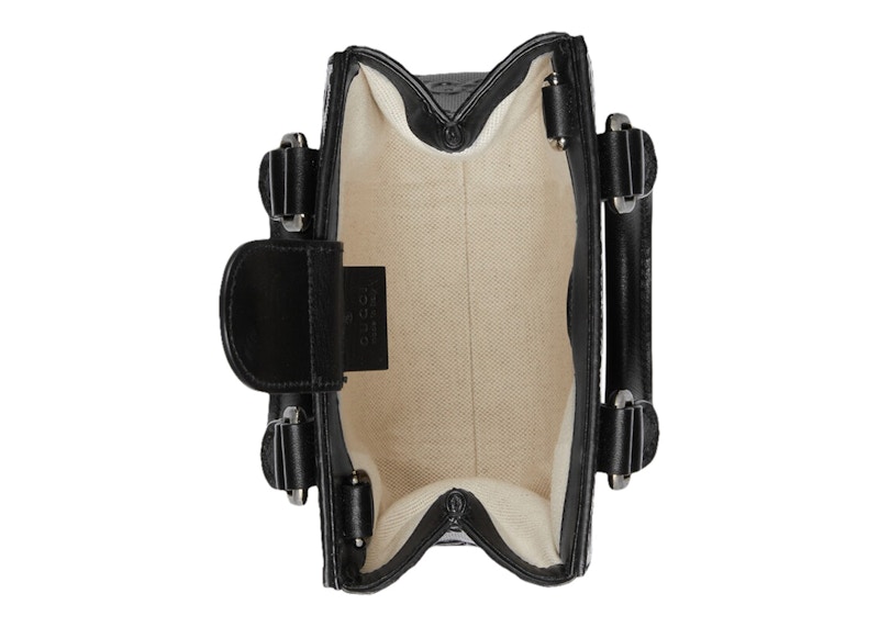 Lookbook グッチ GG型押しトートバッグ (黒)
