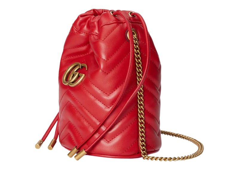 Order 古驰GG Marmont绗缝迷你水桶包红色
