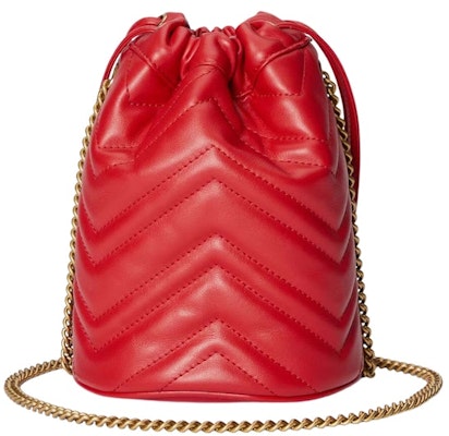 Gucci GG Marmont Matelasse Mini Bucket Bag Red Lookbook Gucci GG Marmont Matelasse Mini Bucket Bag Red