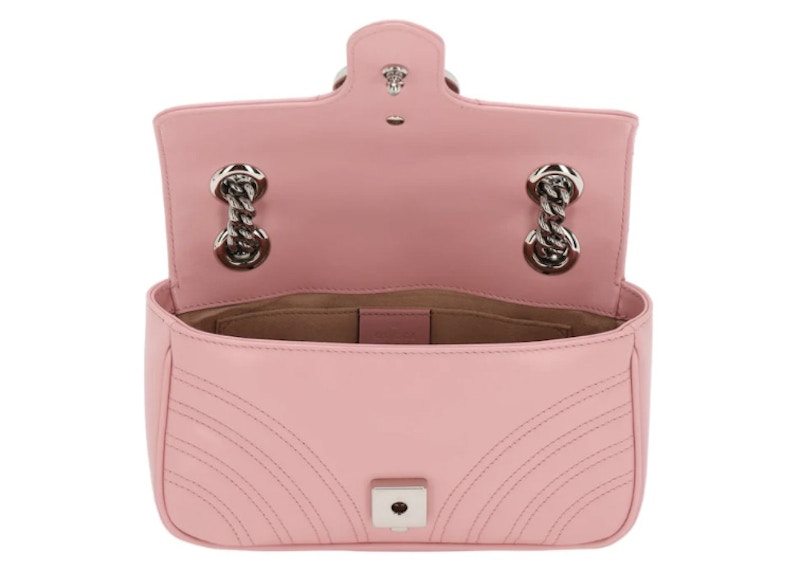 Lookbook Tas Selempang Mini Gucci GG Marmont Matelasse Merah Muda Pastel