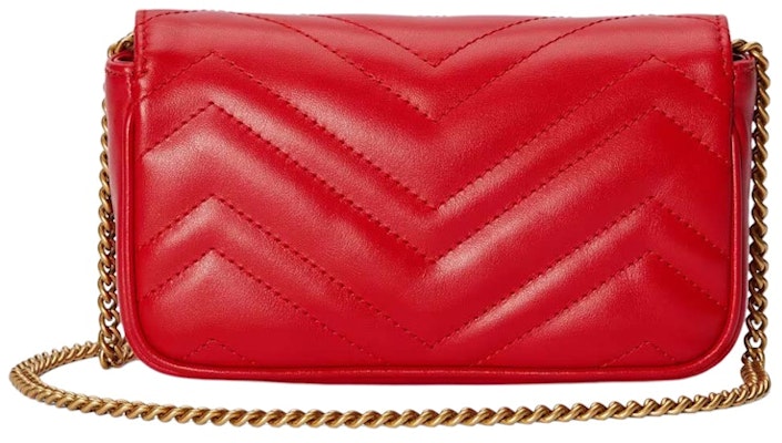 Gucci GG Marmont Matelasse Super Mini Bag Red Lookbook Gucci GG Marmont Matelasse Super Mini Bag Red
