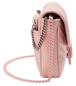 Gucci GG Marmont 小型包 淡粉色 Lookbook Gucci GG Marmont 小型包 淡粉色