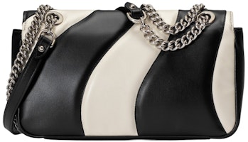 グッチ GG マーモント ショルダーバッグ スモール オプティカル キルティング パッチワーク ブラック/ホワイト Order グッチ GG マーモント ショルダーバッグ スモール オプティカル キルティング パッチワーク ブラック/ホワイト