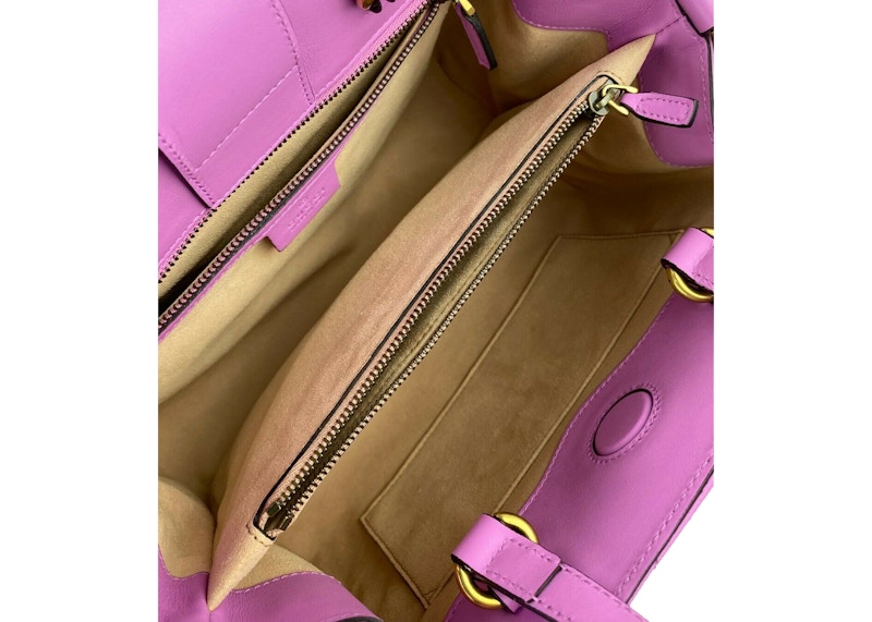 Lookbook グッチ GGマーモント トップハンドル 小物 マトラッセ キャンディピンク