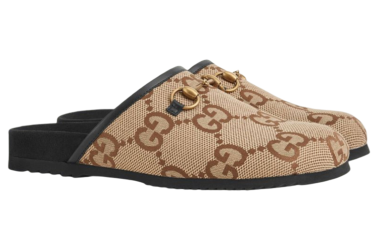 Lookbook Sandales Gucci à imprimé GG ''Tan''. 693281-UKOF0-2590