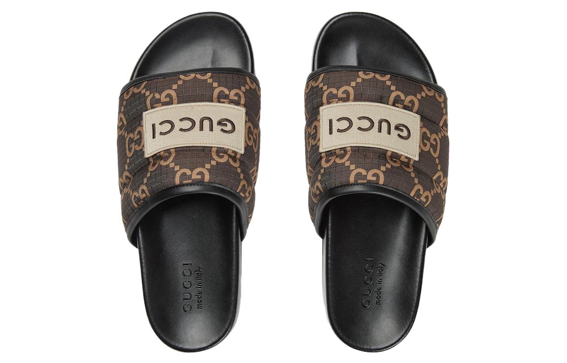 Lookbook グッチ GG スライドサンダル (エボニー) 771466-FACTE-8644