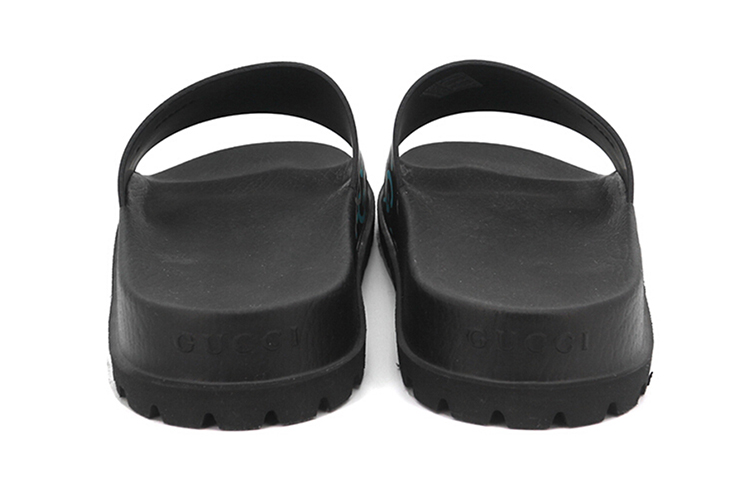 Lookbook Gucci Ghost Slide ''Imprimé Étoile Noir'' 429360-DSS00-8403