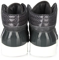 Shop 古驰黑灰色高帮皮革运动鞋 295322-CFXNO-1320